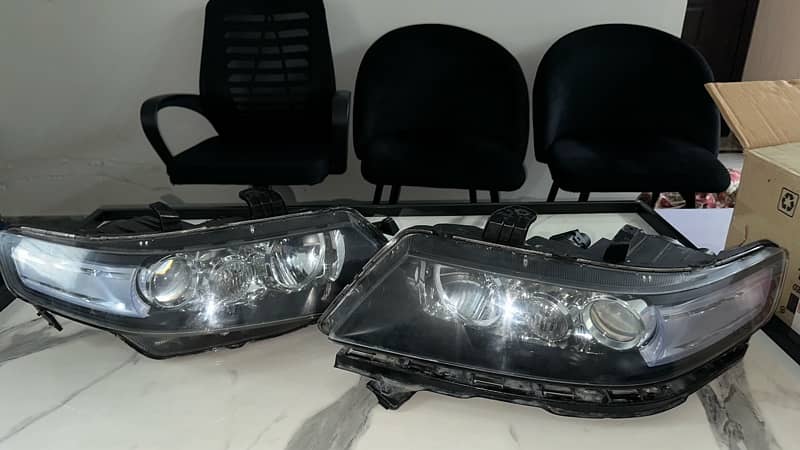 HONDA ACCORD CL7/CL9  FACELIFT HEADLIGHTS AVAILABLE 4