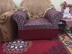 5 Seater sofa blkl axi condition main hai . 0