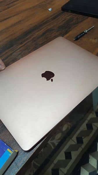 Apple MacBook air 2020 0