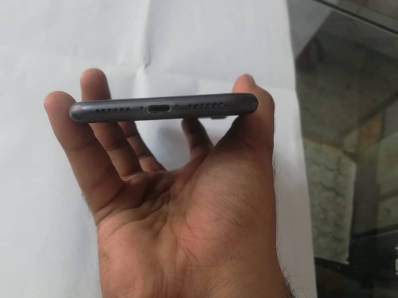 Iphone 11 PTA Aprovd 128 GB 3