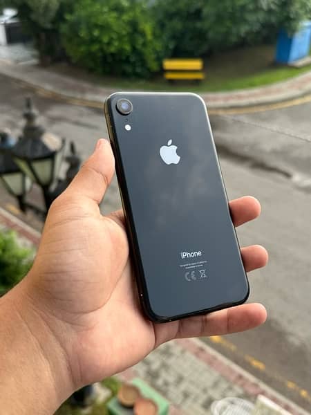 iphone XR Dual sim PTA approved 128GB 0