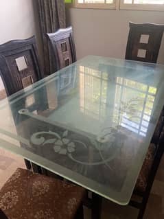 6 seater dinning table