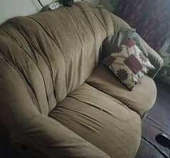 7 seater sofa set in good condition.