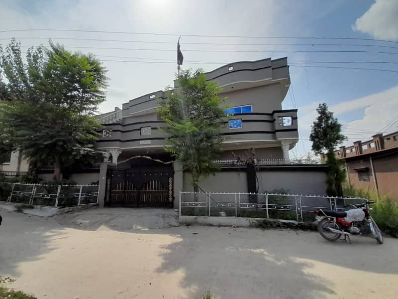 Ideal 10 Marla Double Storey House Available In Gulshan e iqbal 1