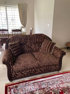 VIP 7 Seater Sofa Set With Table Set (1xCenter, 2xSides)