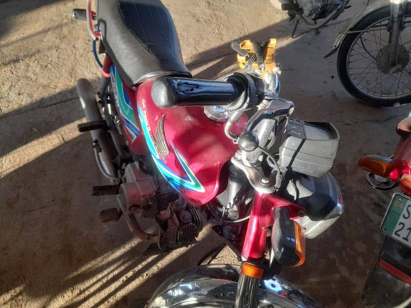 Honda CD 70 cc 2018 Model 4