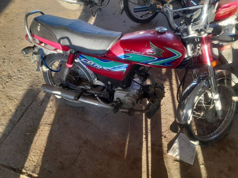 Honda CD 70 cc 2018 Model 8