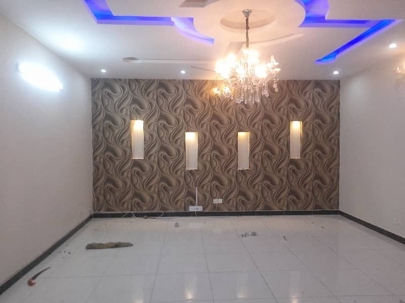 5 Marlas Ground and basement For Rent 4