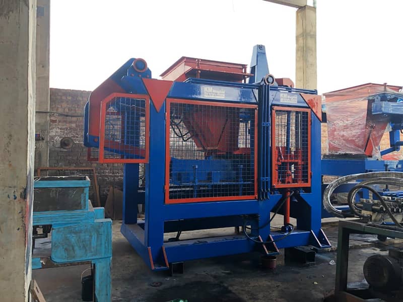 Fly ash brick and paver block machine, concrete brick machine in Pak. 3