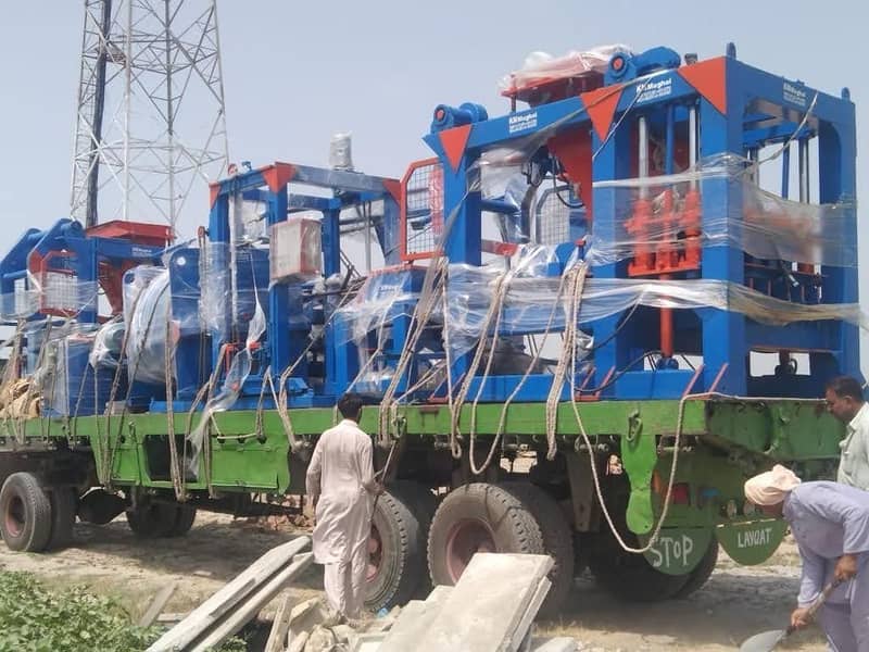 Fly ash brick and paver block machine, concrete brick machine in Pak. 16