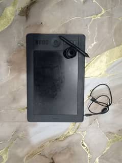 Wacom Intuos  Tablet