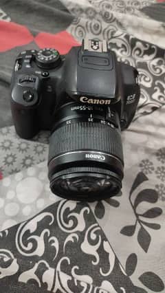 Canon eos 700D