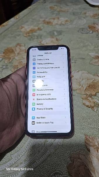 iPhone XR 128 GB 4