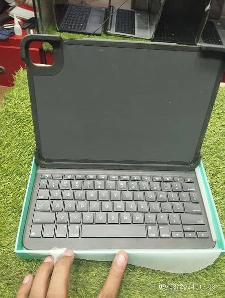 Logitech slim folio pro 11 inch 2