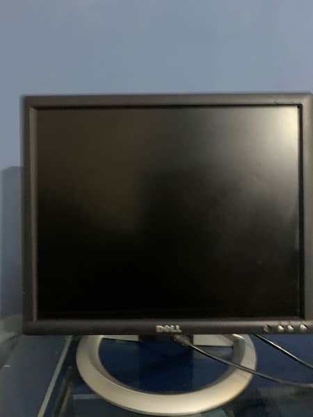 14 inch dell lcd in good condition 0