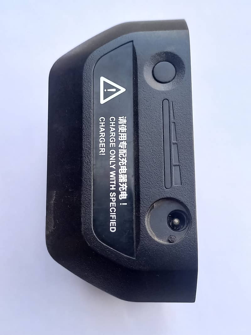 AD 600BM battery and Flesh Bulb 6