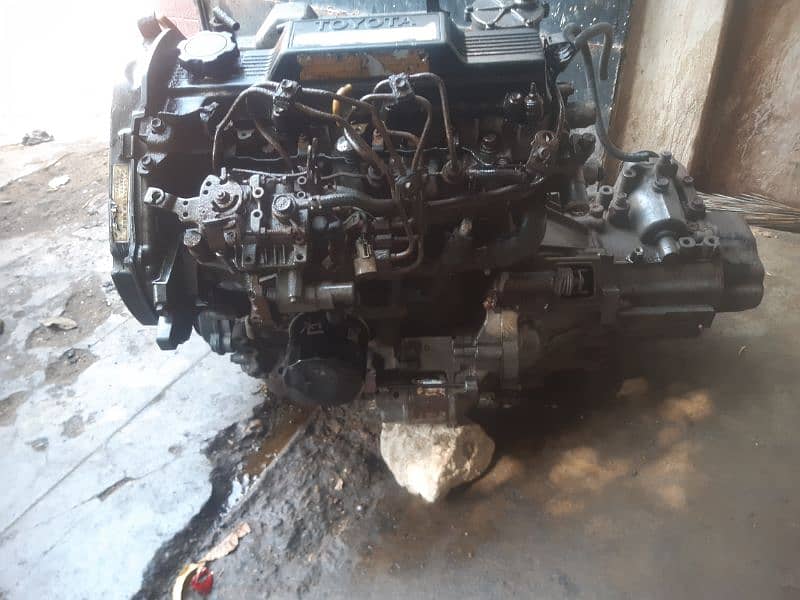 toyota 1n turbo diesel engine with gear 3