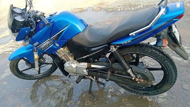 YAMAHA YBR 125 BLUE COLOUR URGENT SALE 1