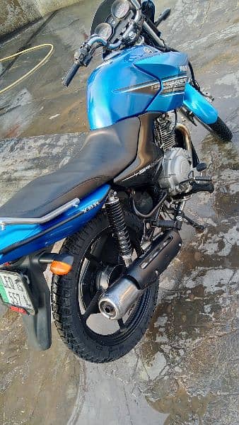 YAMAHA YBR 125 BLUE COLOUR URGENT SALE 4