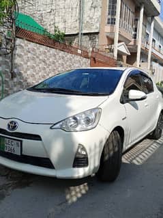 Toyota Aqua 2012