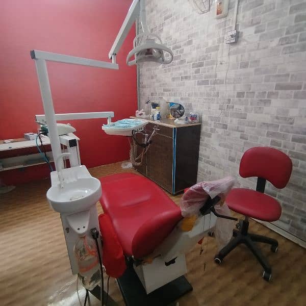 Dental Clinic 4