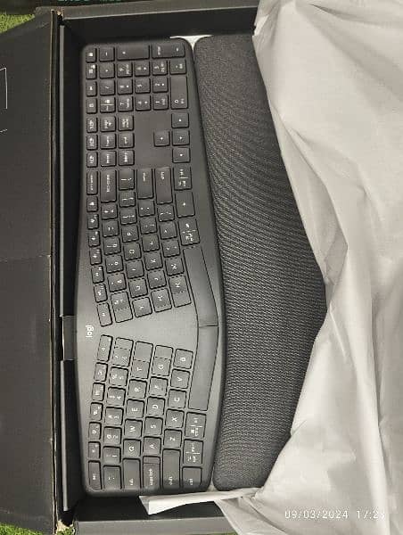 Logitech ergo k860 keyboard Bluetooth multi davice keyboard 5