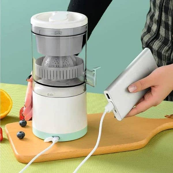 Electric citrus juicer 1