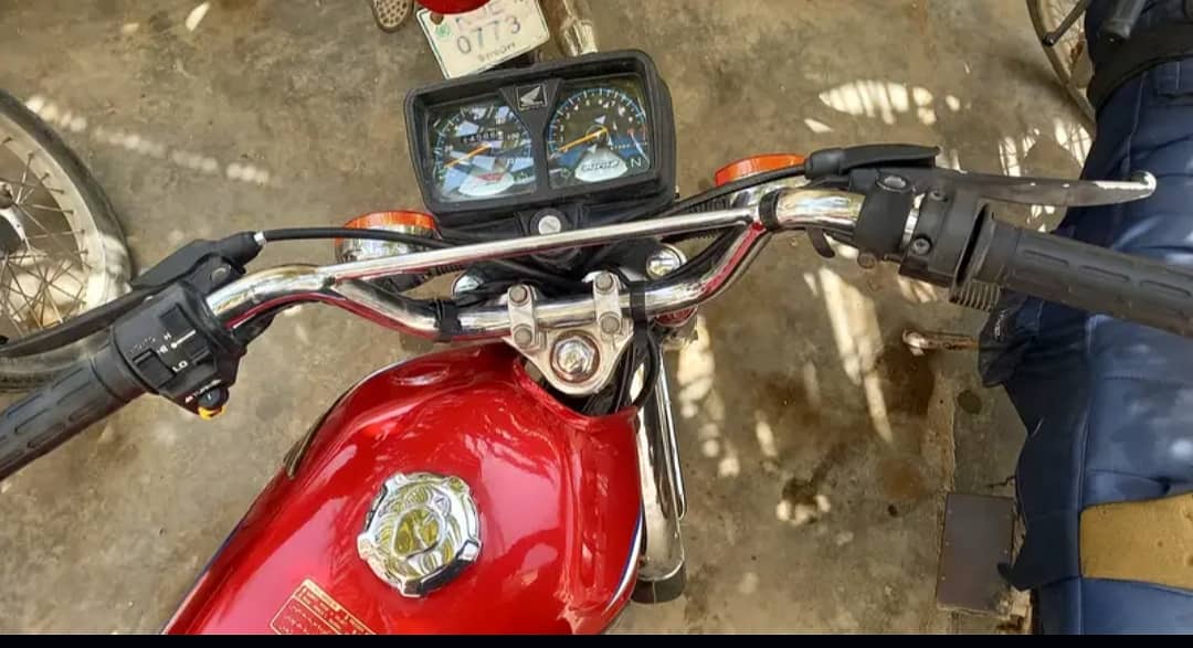 HONDA 125 2