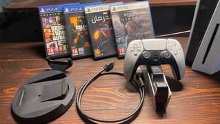 Playstation 5 Disc, Complete box, dock charger, 4 Games