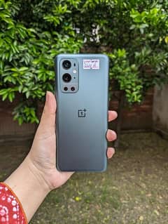 One plus 9 pro
8/128
Global dual sim approved 0