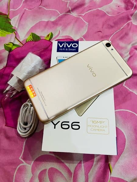 Vivo Y66  With Box Charger Data Cable 0