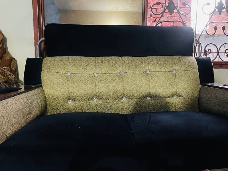 3 piece sofa 0