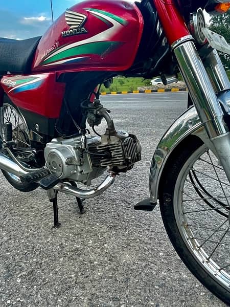 Honda CD-70 (2016) Isb Number 11