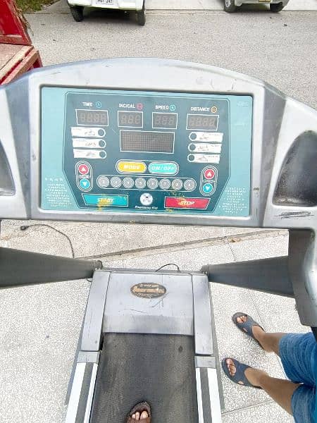 Commercial Treadmill for sale 2