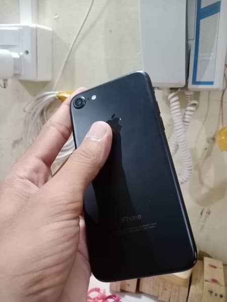 iphone 7 32gb PTA aprovde all ok 2