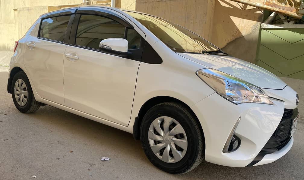 Toyota Vitz 2018 1.0 F 2