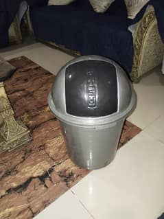 millat 30kg dustbins for sale it's new