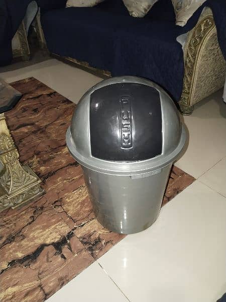 millat 30kg dustbins for sale it's new 0