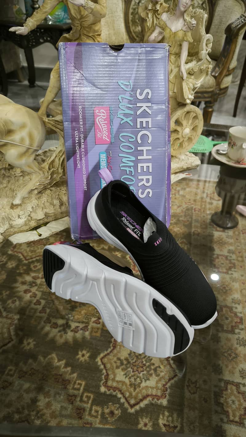 Sketchers Orignal Sneakers 2