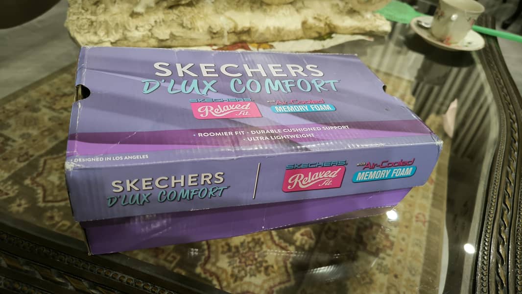 Sketchers Orignal Sneakers 4