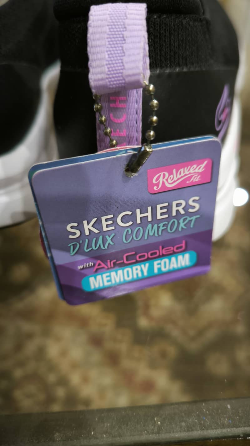 Sketchers Orignal Sneakers 6