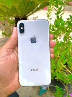 iphone x 64 Gb with box non PTA  panel chnge but achy wala 77 BH