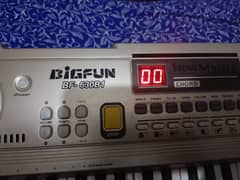 Electronic Piano Keyboard with LED Display & Microphone