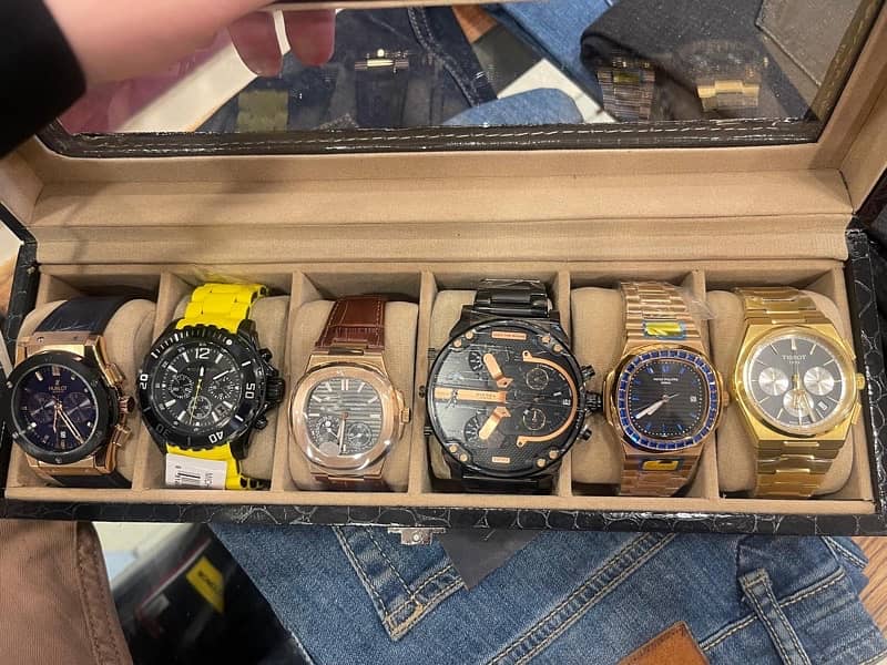 watches wholesale available including counter and boxes 2