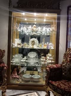 beautiful showcase fancy with 6mm glass shelves