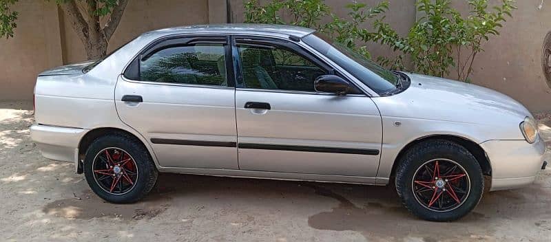 Suzuki Baleno 2004 1