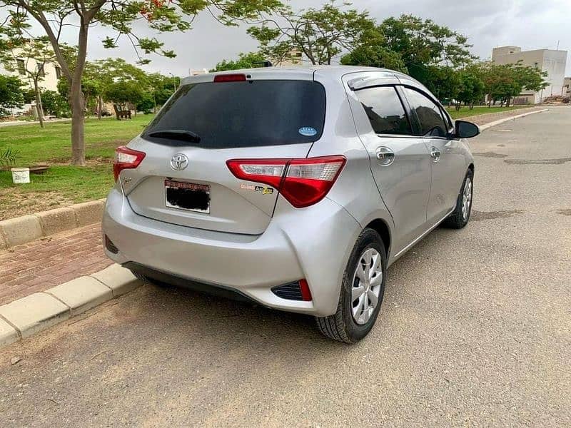 Toyota Vitz 2018 4