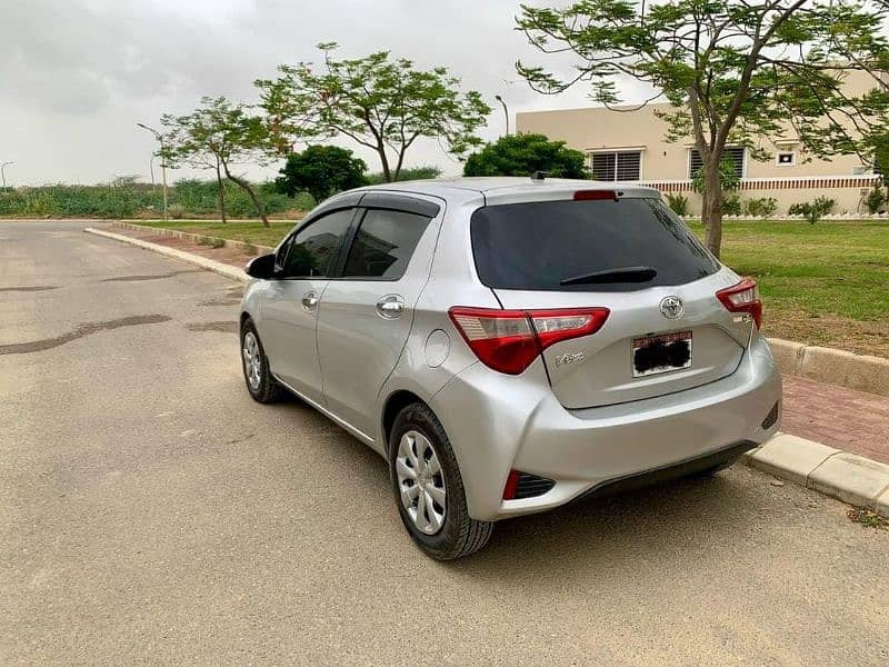 Toyota Vitz 2018 5