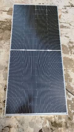 300Watt Solar plate 10/10 , with 8 month warranty