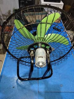 DC (12vdc) fan with table stand.